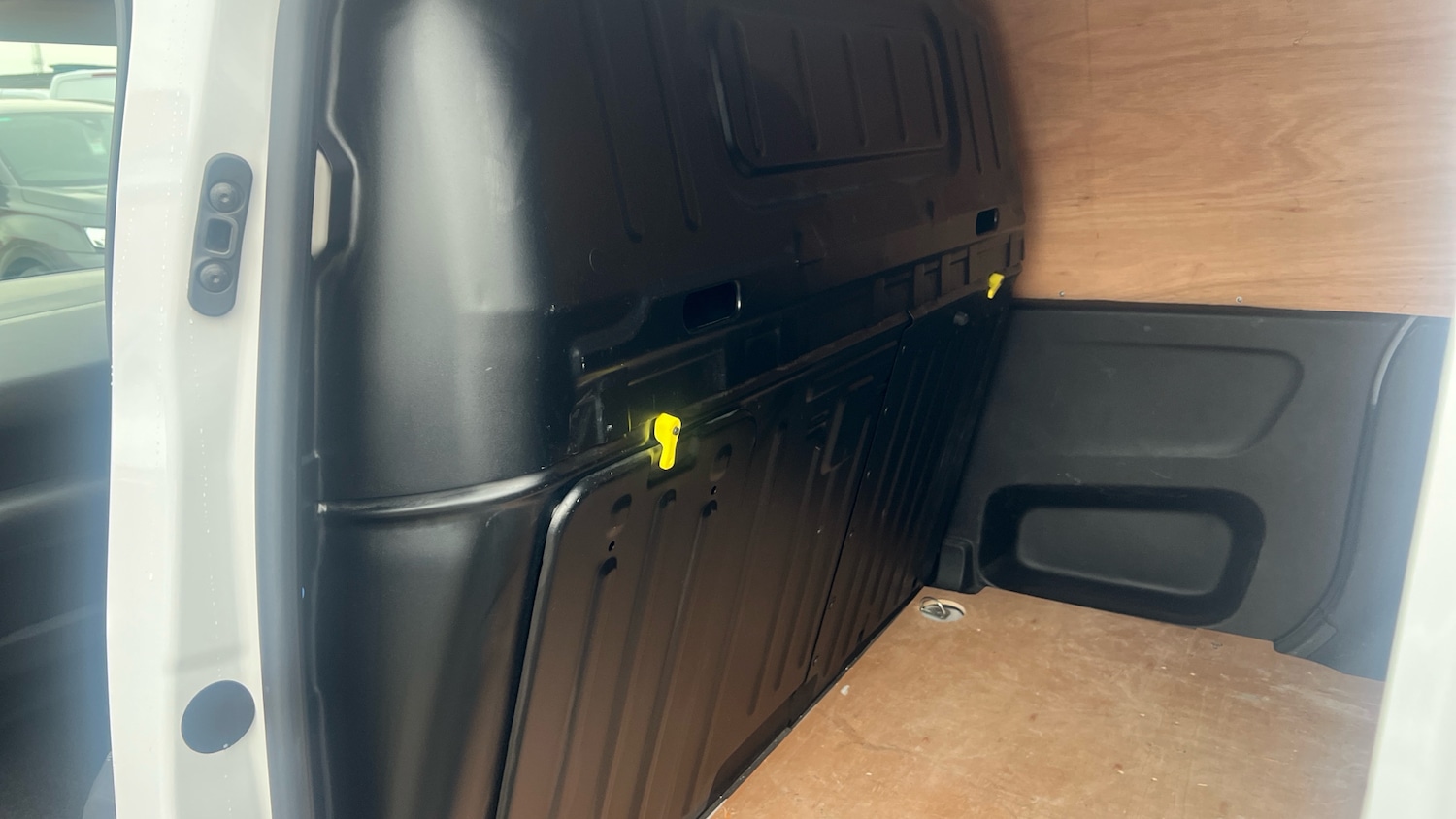 Used Citroen Berlingo 2024 for sale - 76450305: Photo 18