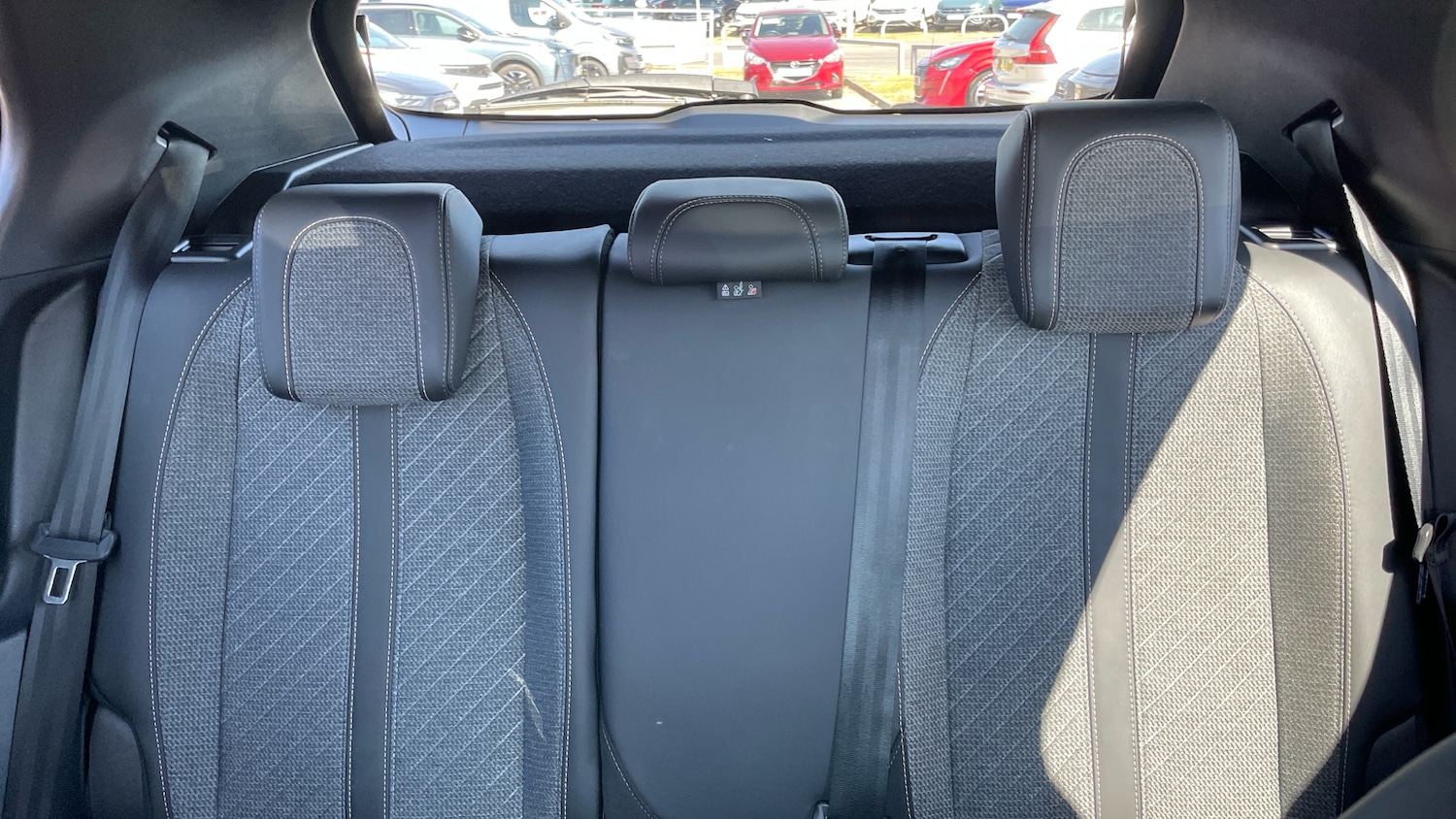 Used Peugeot 2008 2024 for sale - 76255257: Photo 15