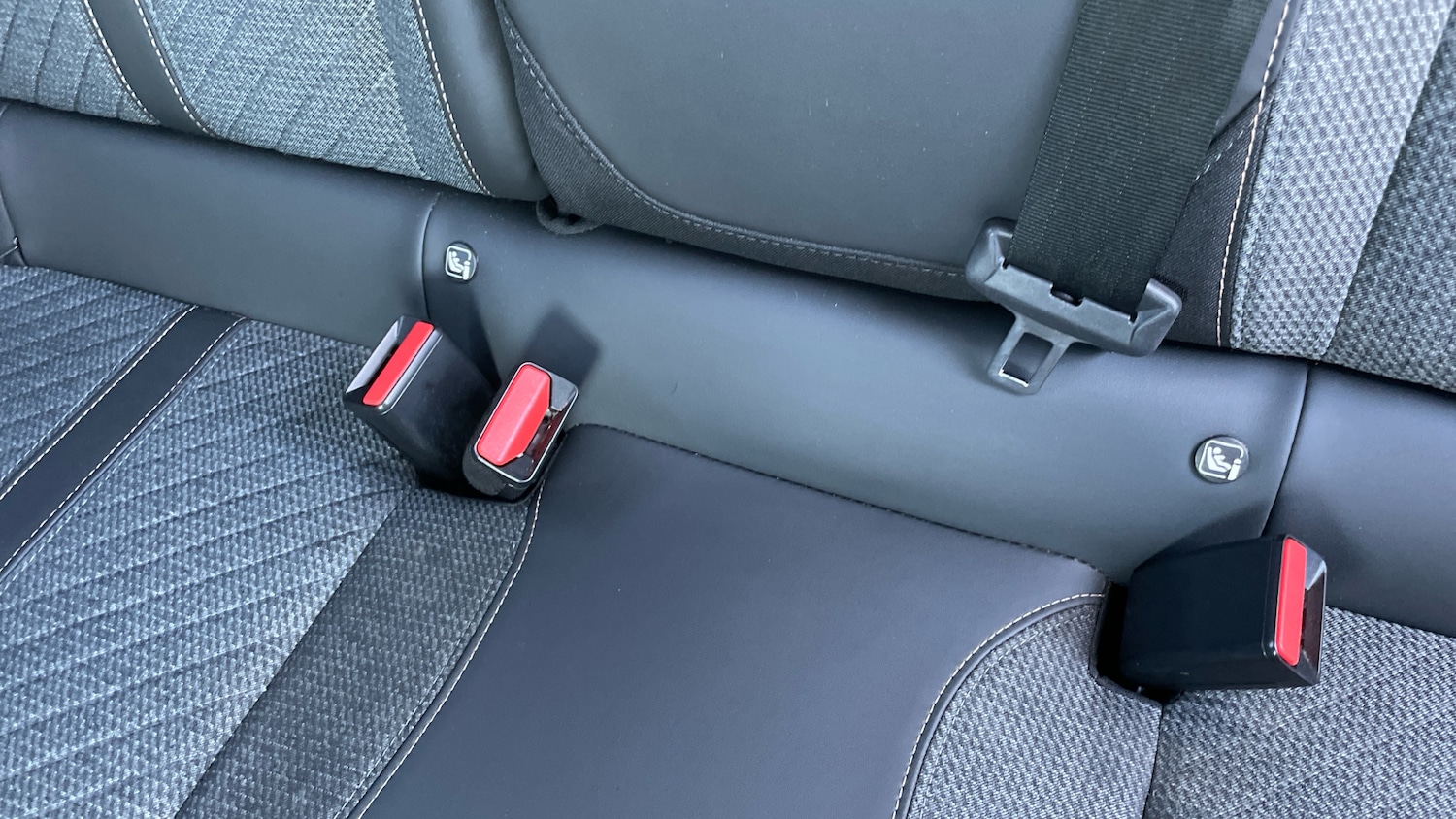 Used Peugeot 2008 2024 for sale - 76255257: Photo 17