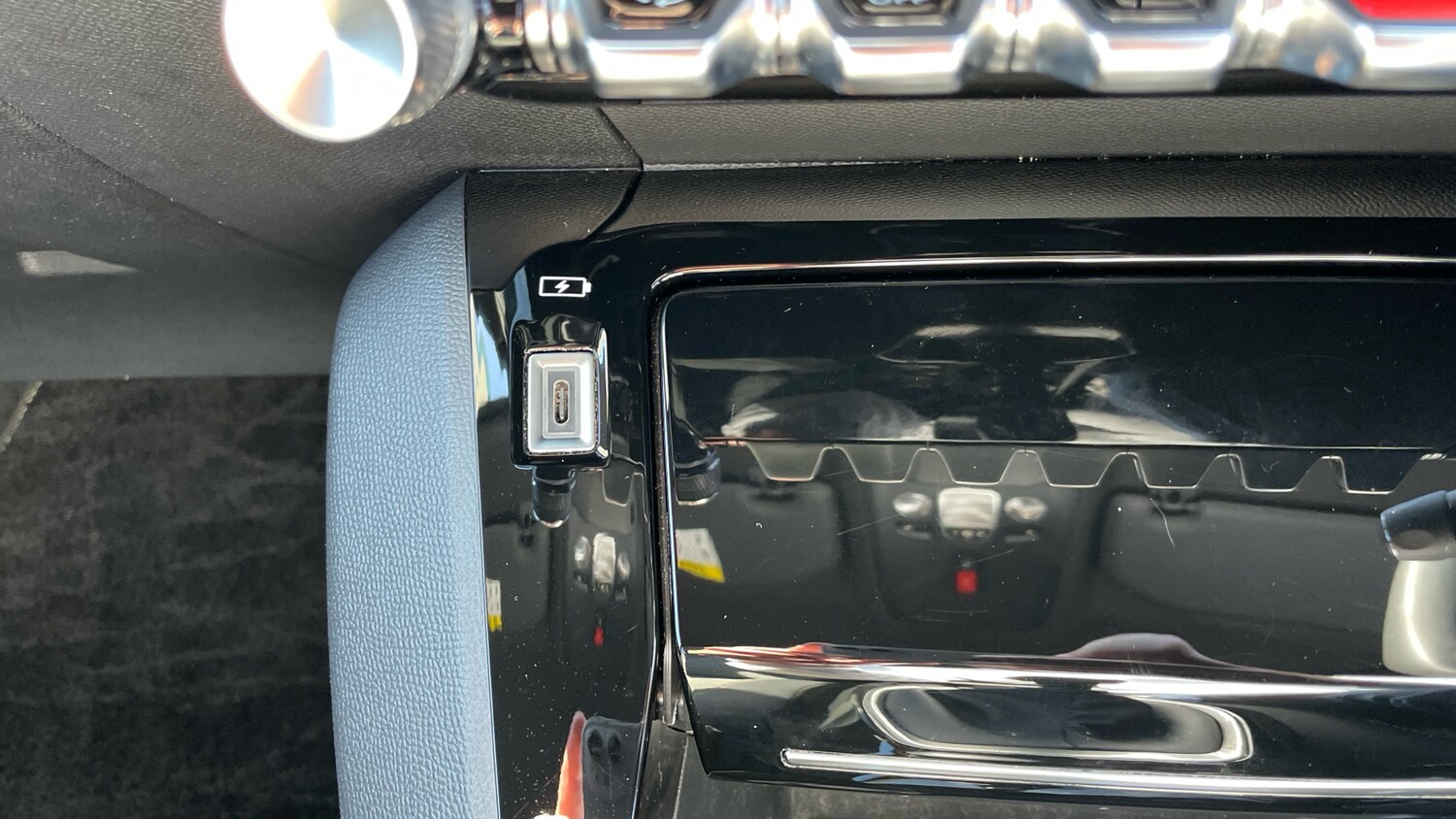 Used Peugeot 2008 2024 for sale - 76255257: Photo 37