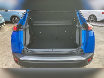 Used Peugeot 2008 2024 for sale - 77228097: Photo