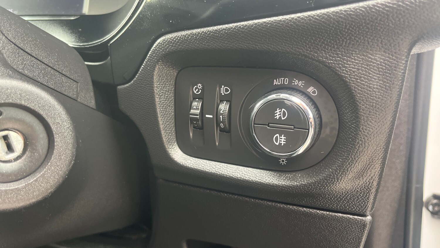 Used Vauxhall Corsa 2022 for sale - 76186564: Photo 31