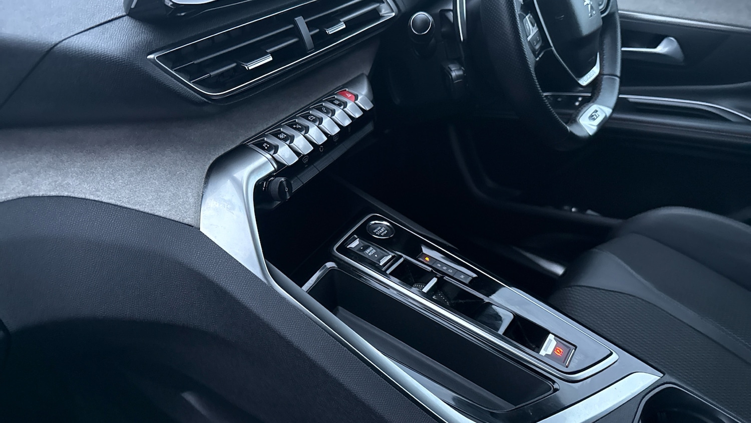 Used Peugeot 3008 2024 for sale - 76983863: Photo 13