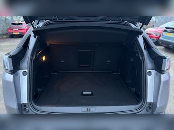 Used Peugeot 3008 2024 for sale - 76983863: Photo