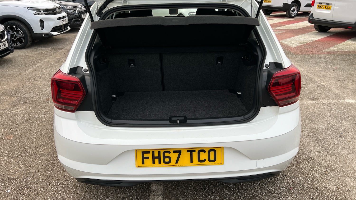 Used Volkswagen Polo 2018 for sale - 76948879: Photo 4