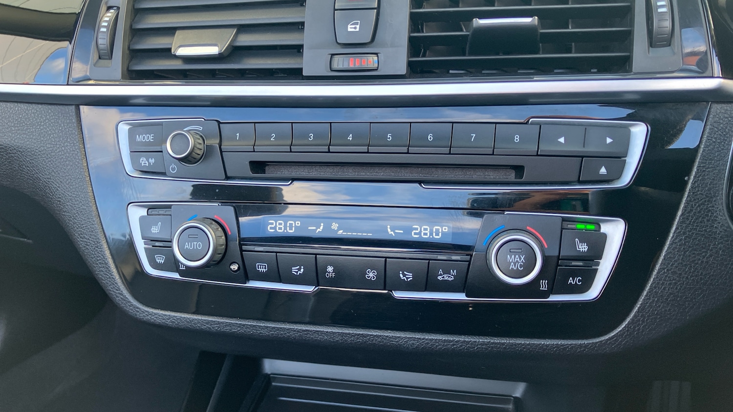 Used BMW 2 Series 2018 for sale - 77228089: Photo 36