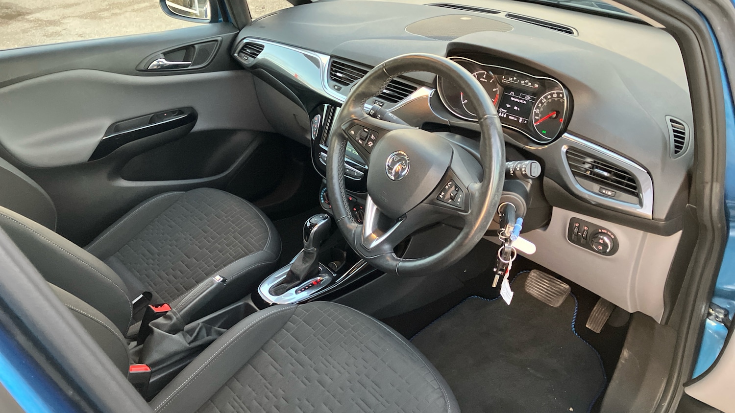 Used Vauxhall Corsa 2018 for sale - 76681622: Photo 9