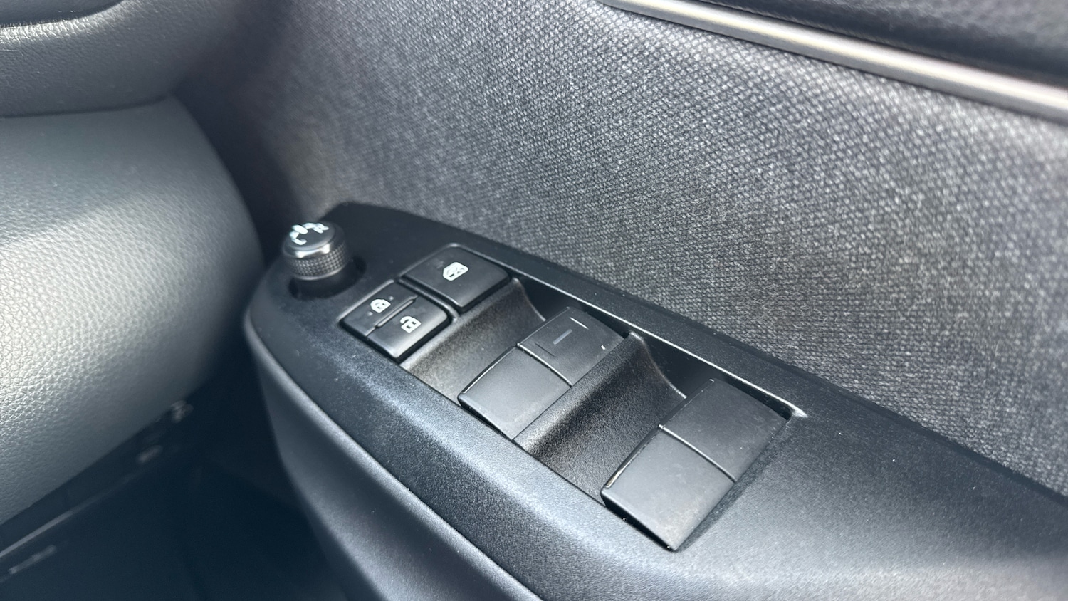 Used Toyota Yaris 2022 for sale - 77264295: Photo 33