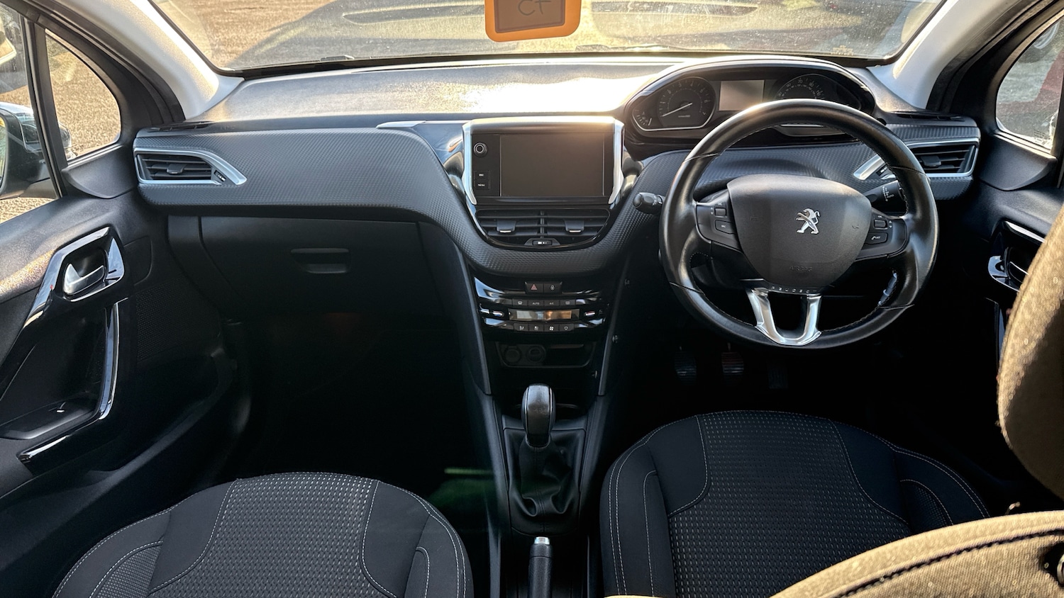 Used Peugeot 208 2018 for sale - 77258743: Photo 10