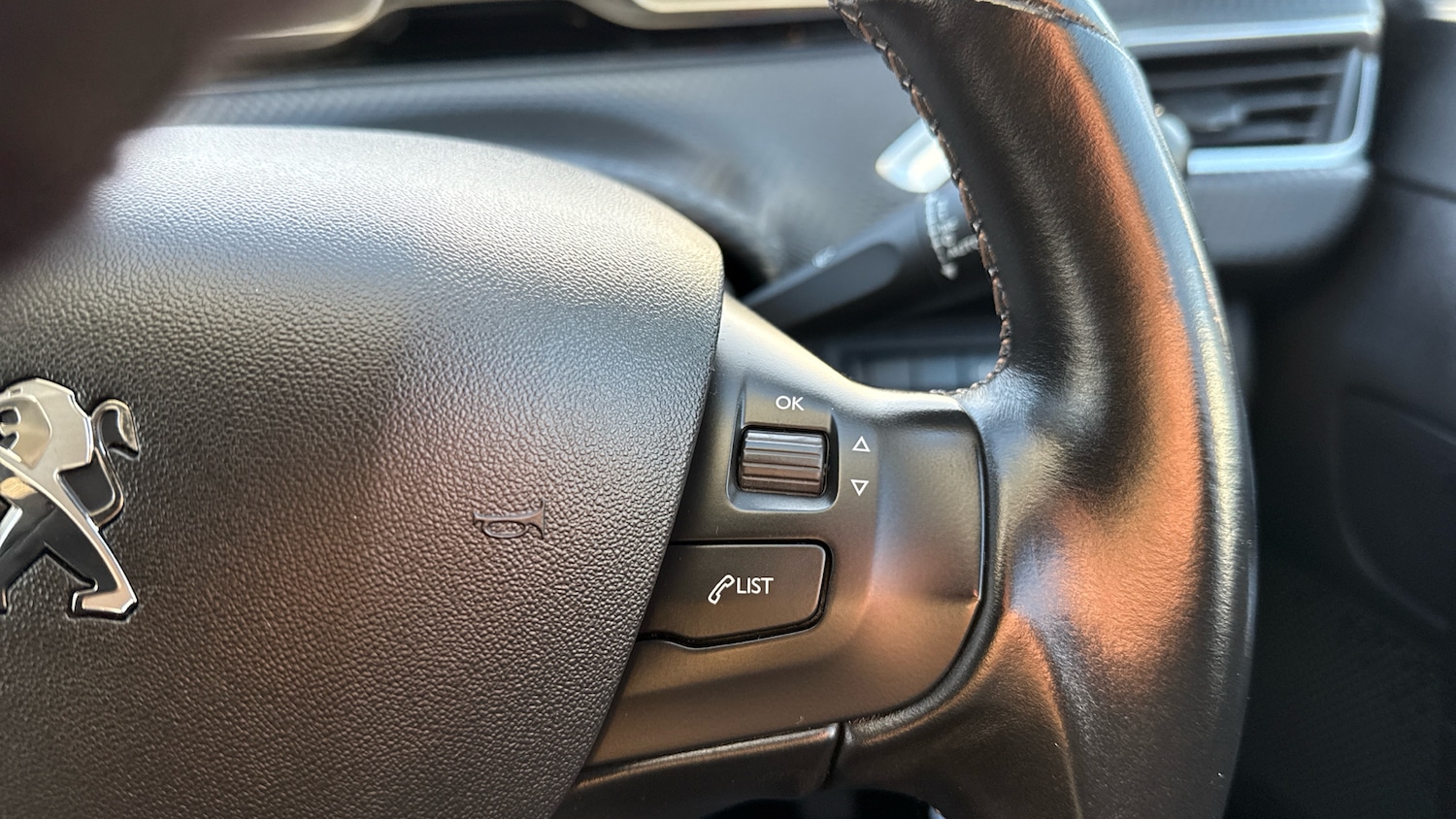 Used Peugeot 208 2018 for sale - 77258743: Photo 23