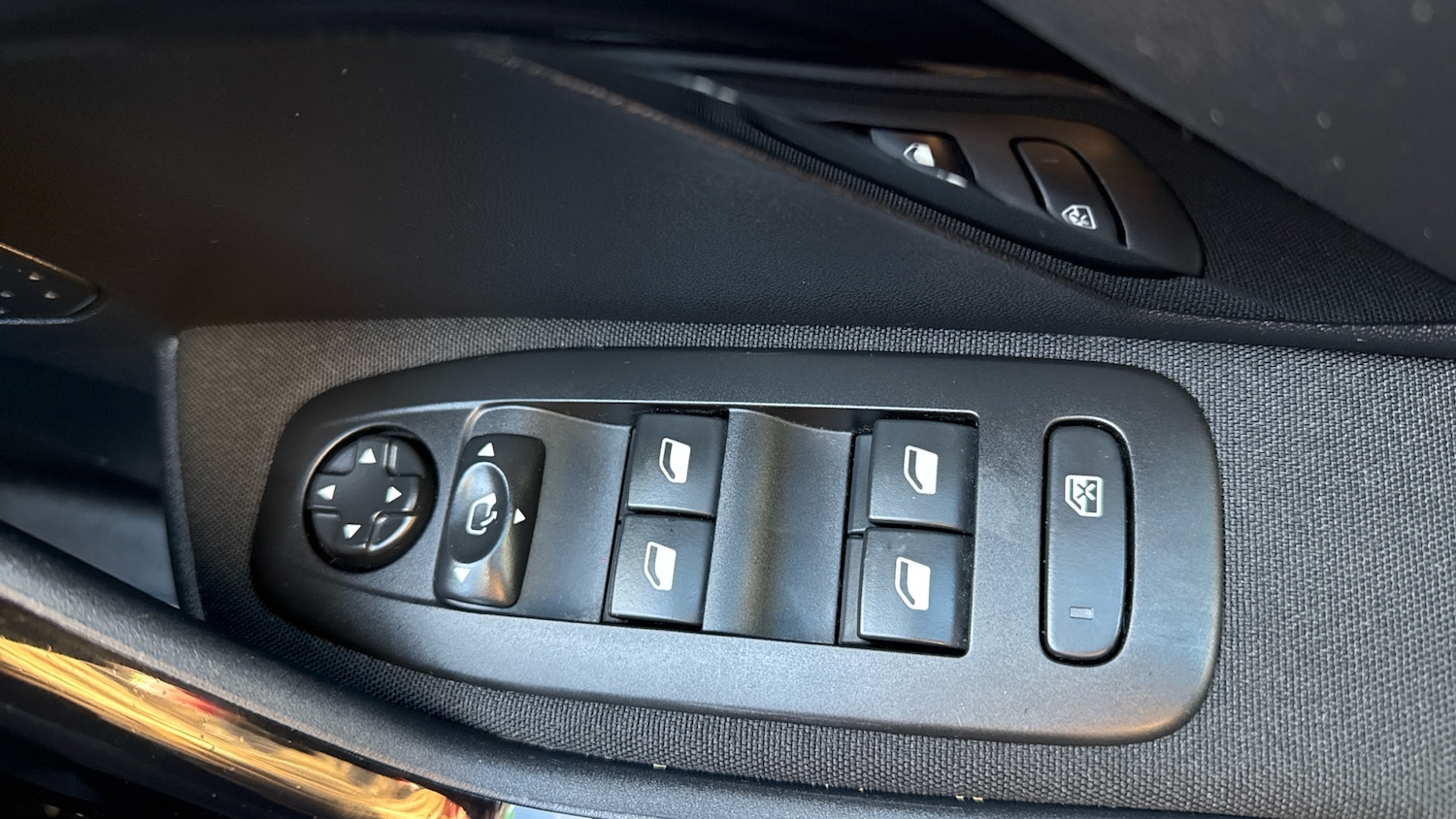 Used Peugeot 208 2018 for sale - 77258743: Photo 26