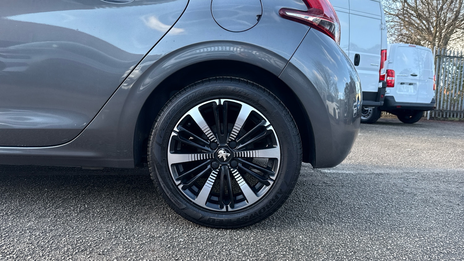 Used Peugeot 208 2018 for sale - 77258743: Photo 7