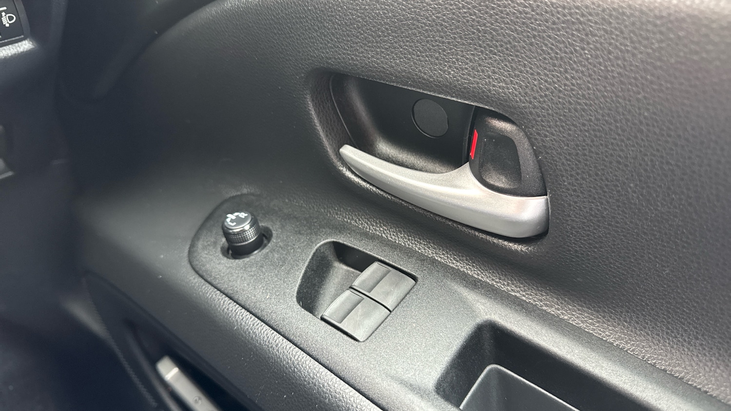 Used Toyota Aygo X 2024 for sale - 77681670: Photo 26