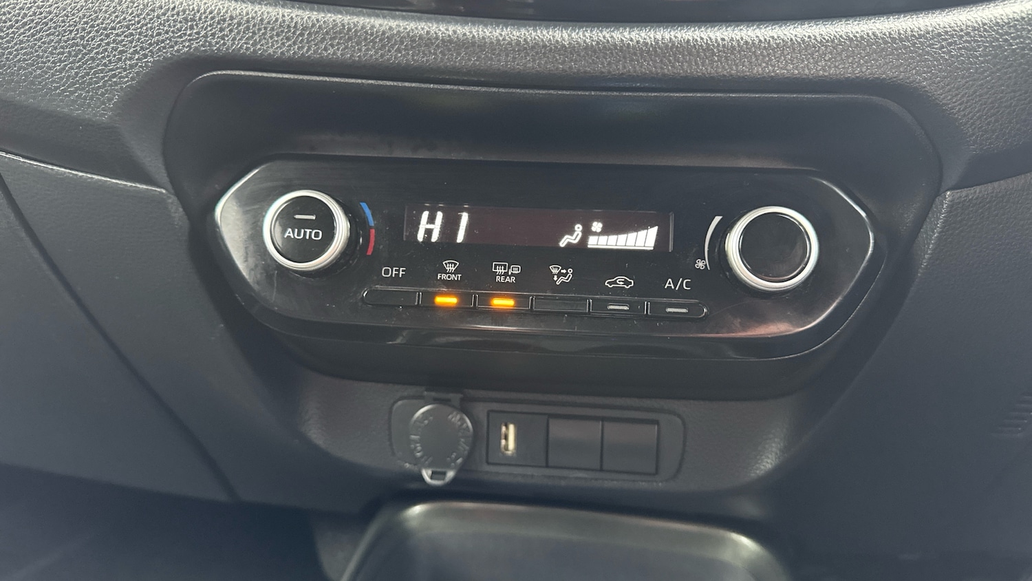 Used Toyota Aygo X 2024 for sale - 77681670: Photo 27