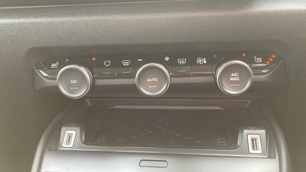 Used Citroen C4 2022 for sale - 76038085: Photo 45