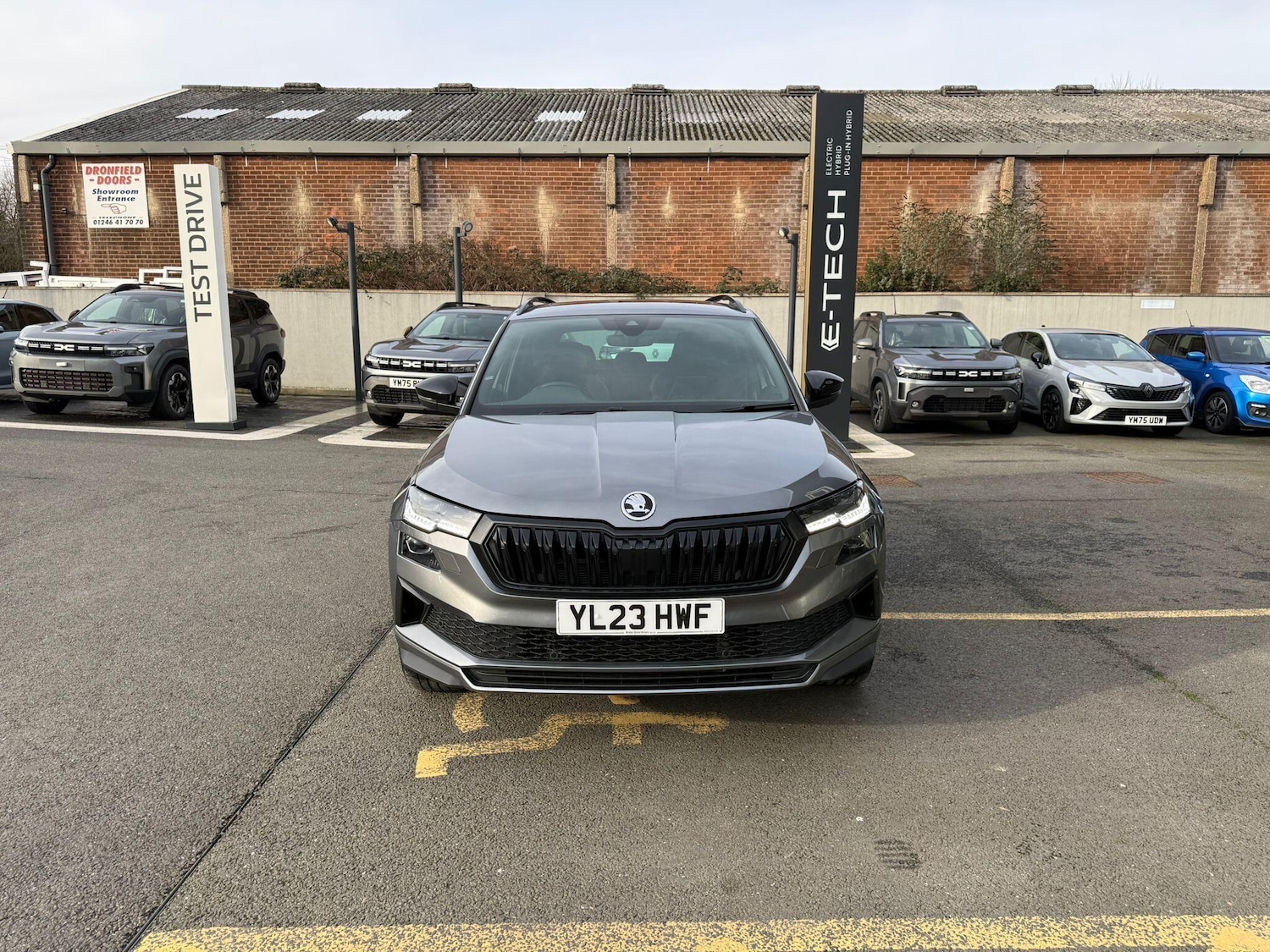 Used Skoda Karoq 2023 for sale - 77625259: Photo 2