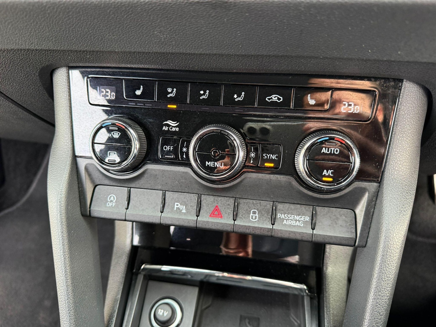 Used Skoda Karoq 2023 for sale - 77625259: Photo 22