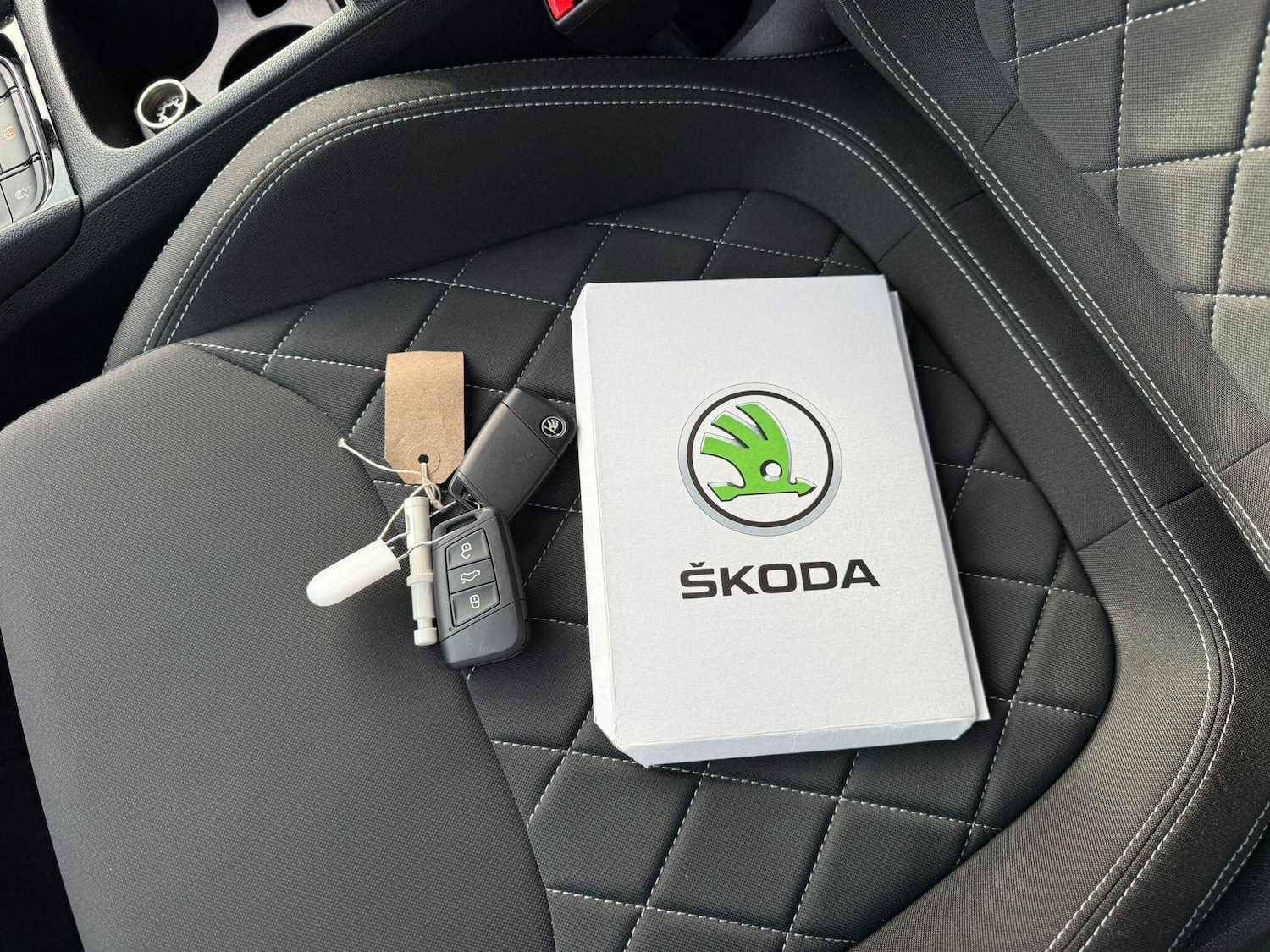 Used Skoda Karoq 2023 for sale - 77625259: Photo 41