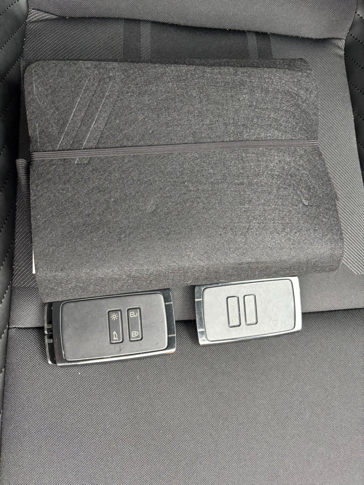 Used Renault Clio 2023 for sale - 77565110: Photo 40