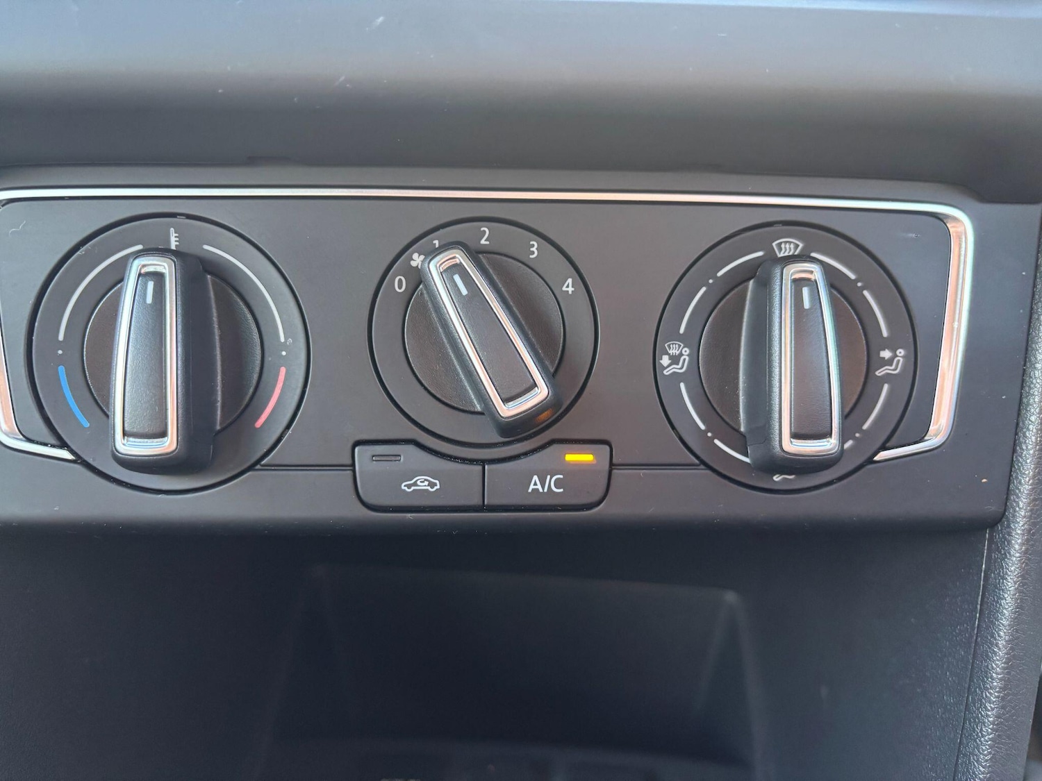 Used Volkswagen Polo 2017 for sale - 76441178: Photo 17