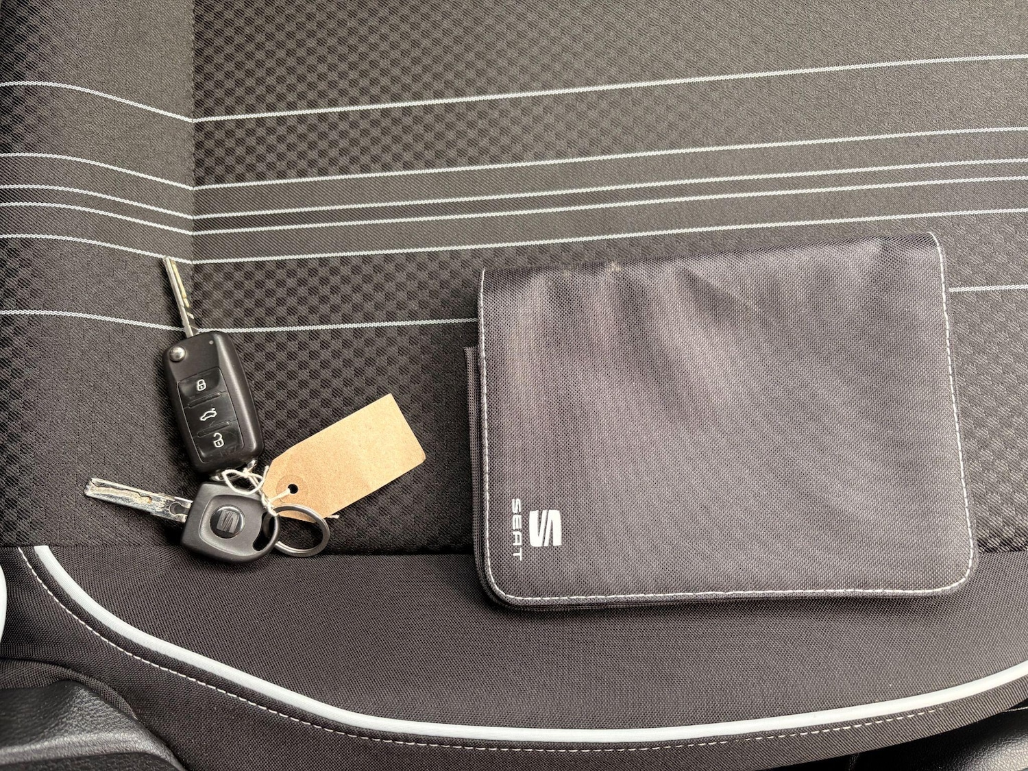 Used SEAT Mii 2021 for sale - 77320871: Photo 32