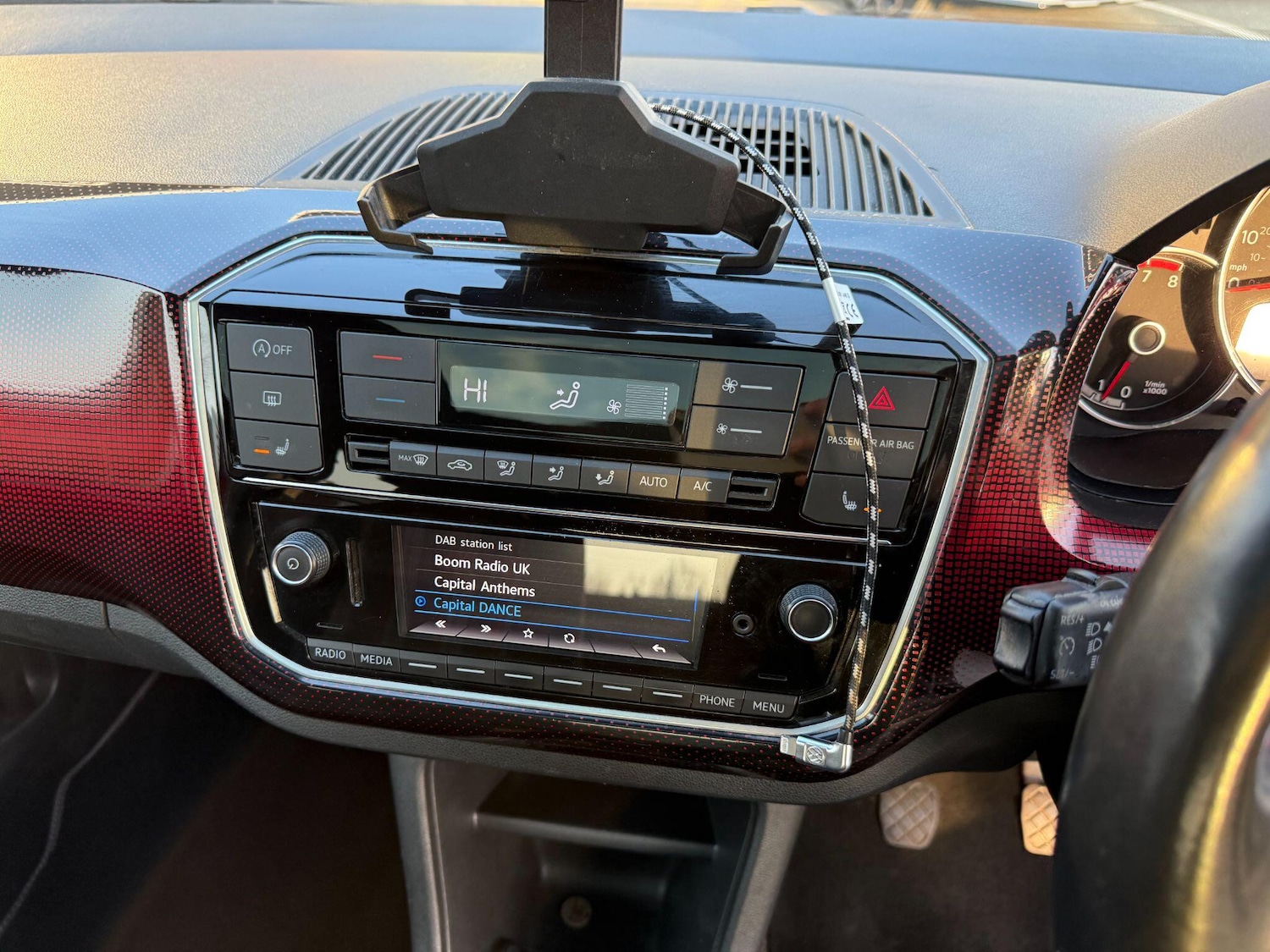 Used Volkswagen up! for sale - 77970376: Photo 24