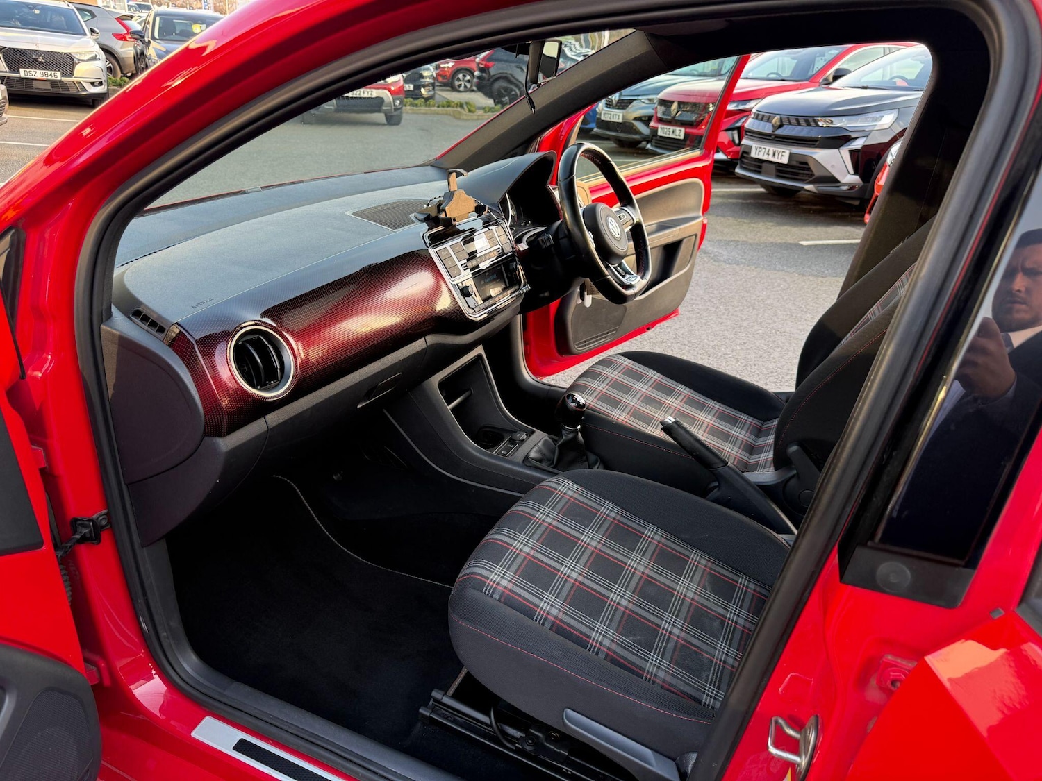 Used Volkswagen up! for sale - 77970376: Photo 33