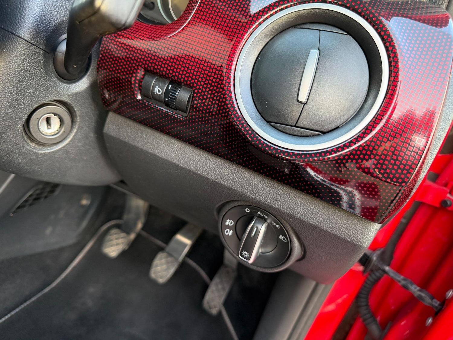 Used Volkswagen up! for sale - 77970376: Photo 36