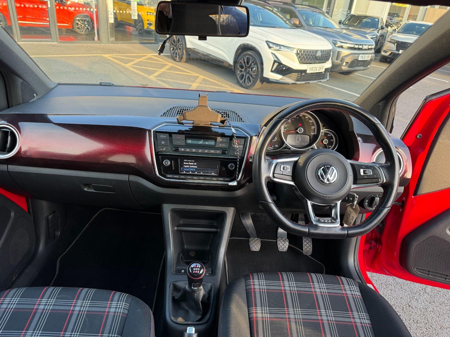 Used Volkswagen up! for sale - 77970376: Photo 9