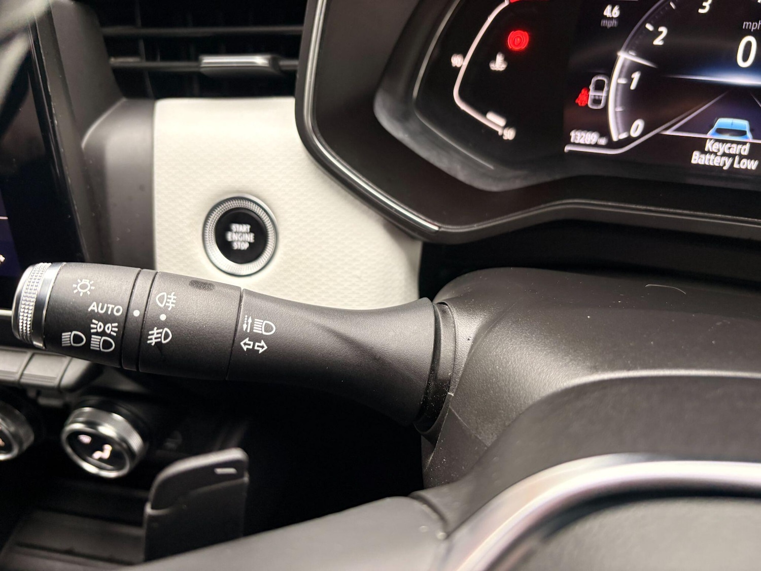 Used Renault Clio 2020 for sale - 76995800: Photo 18