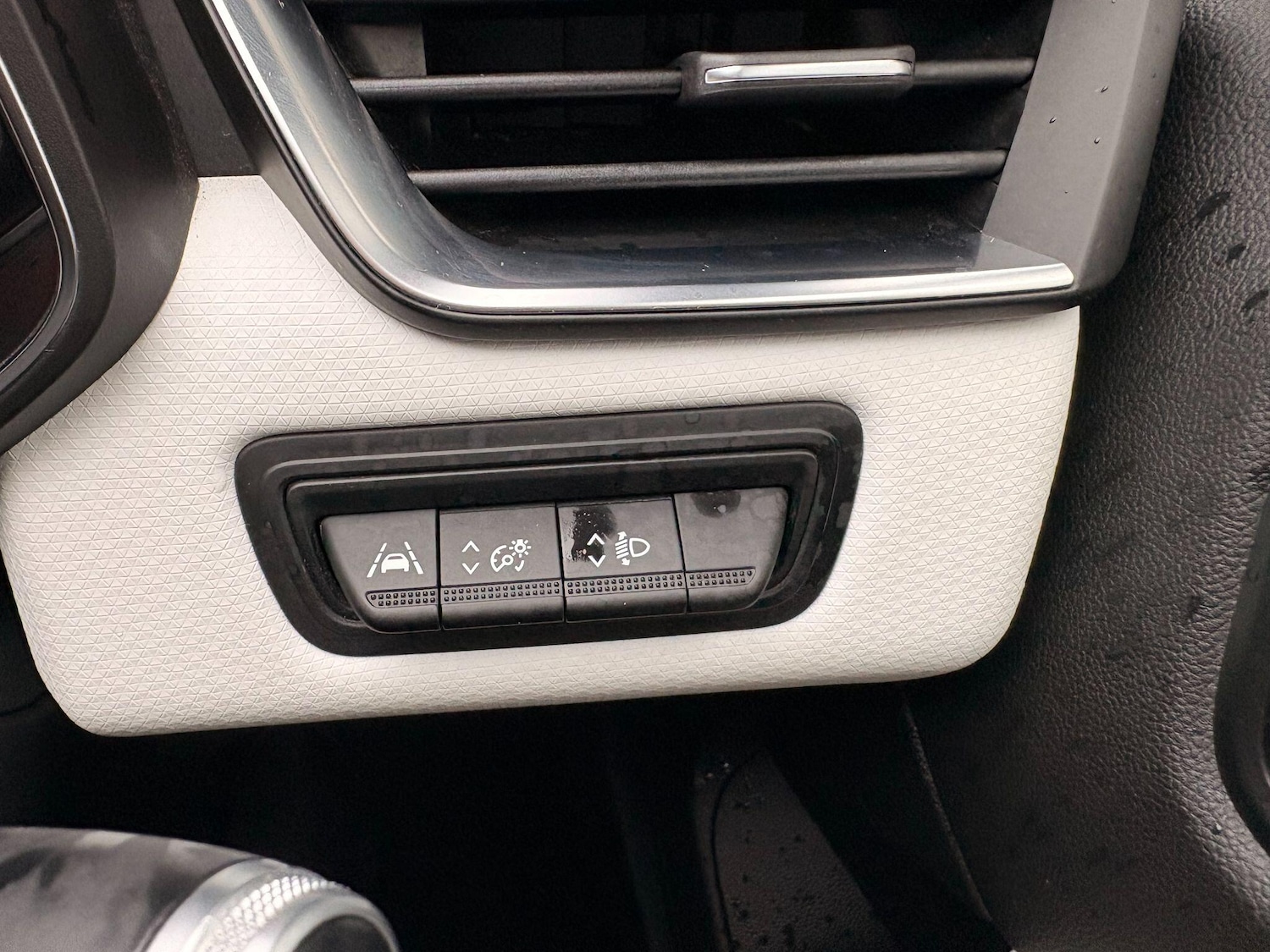 Used Renault Clio 2020 for sale - 76995800: Photo 20