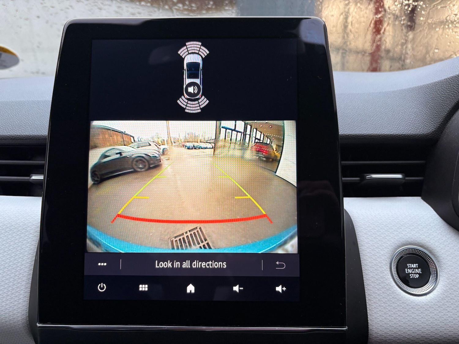 Used Renault Clio 2020 for sale - 76995800: Photo 29