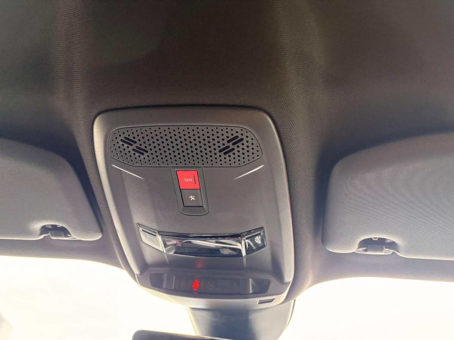 Used Peugeot 2008 2023 for sale - 78203843: Photo 21