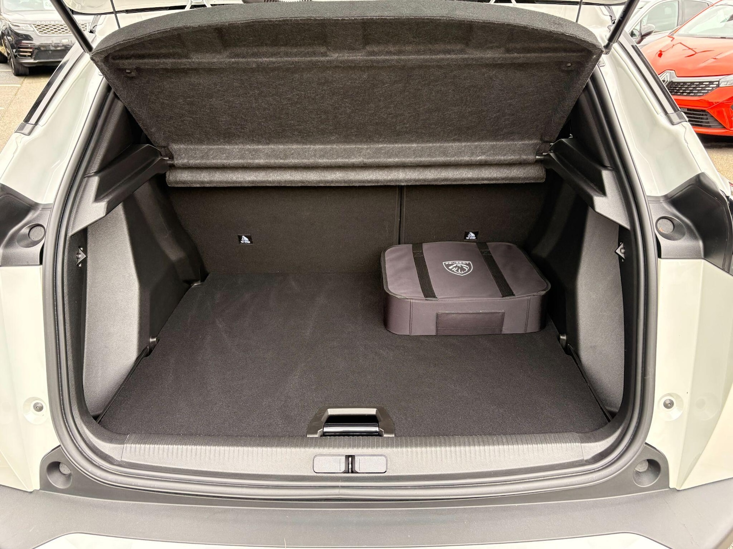 Used Peugeot 2008 2023 for sale - 78203843: Photo 29