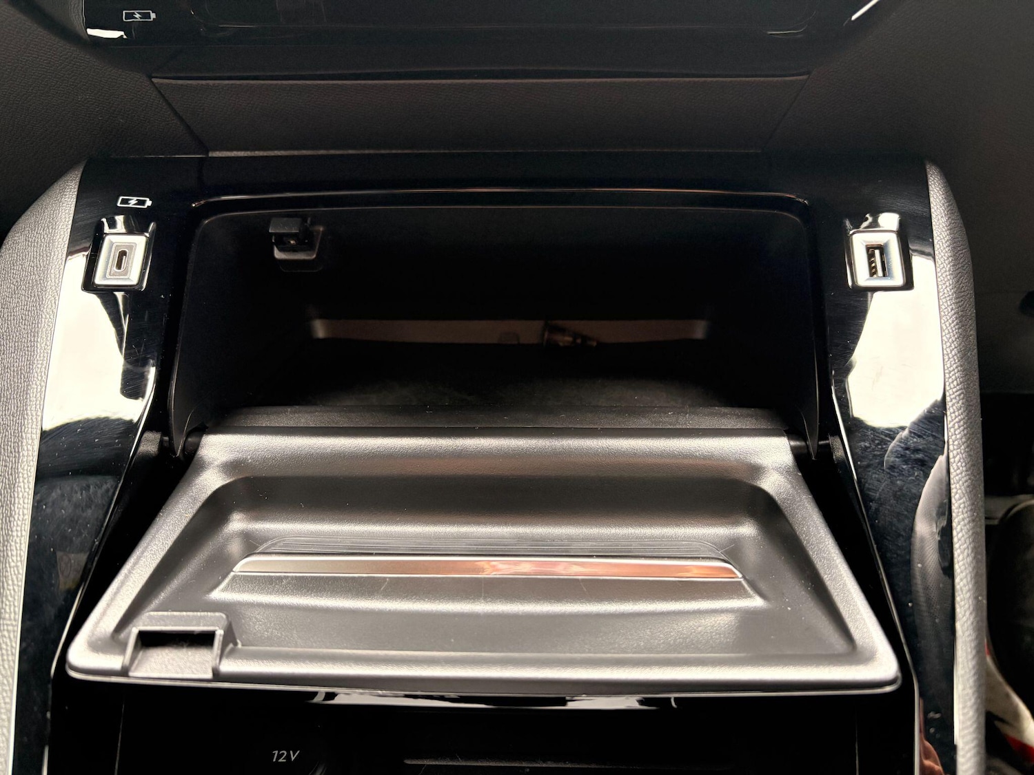 Used Peugeot 2008 2023 for sale - 78203843: Photo 37