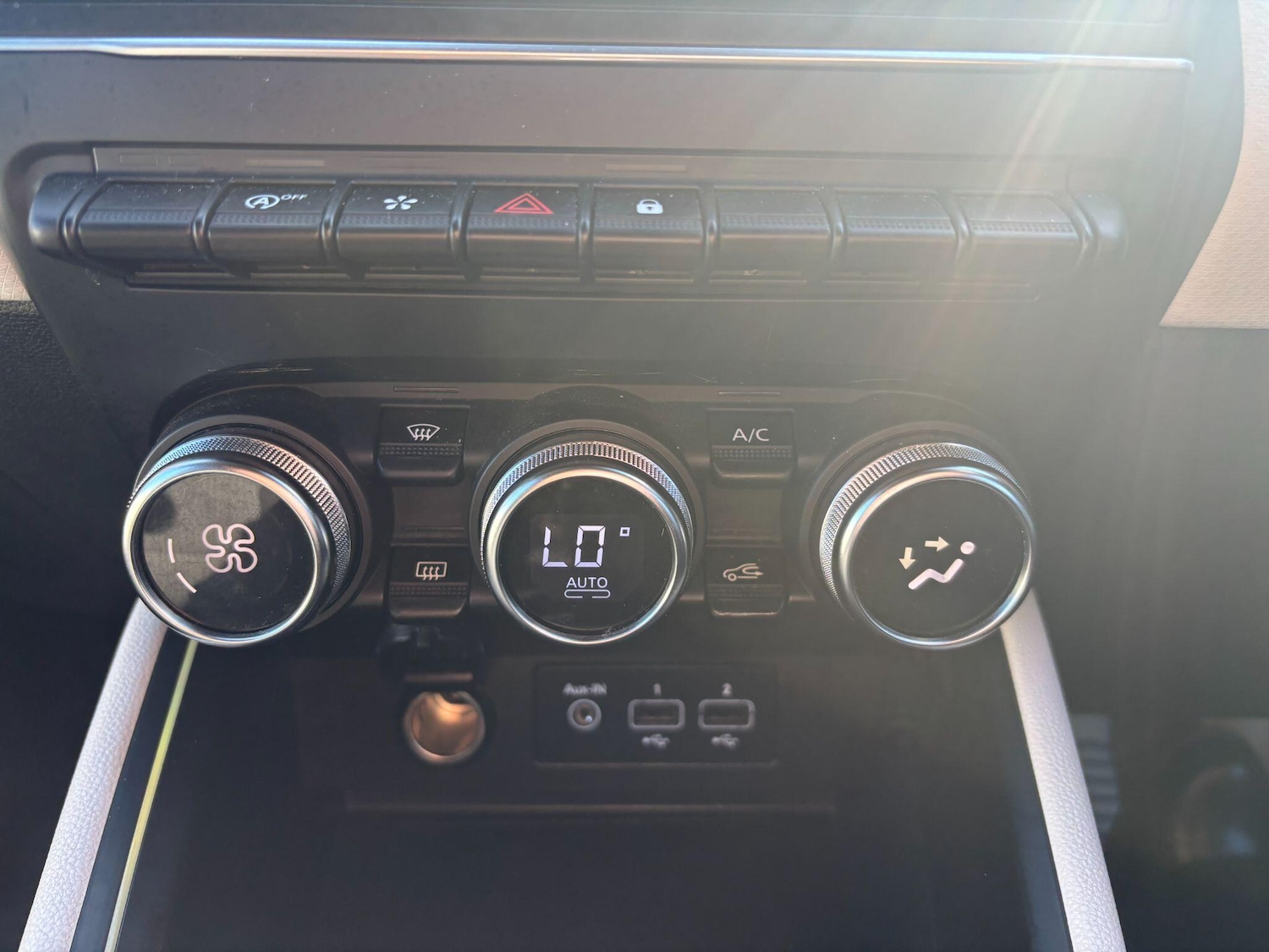 Used Renault Clio 2023 for sale - 76886119: Photo 22