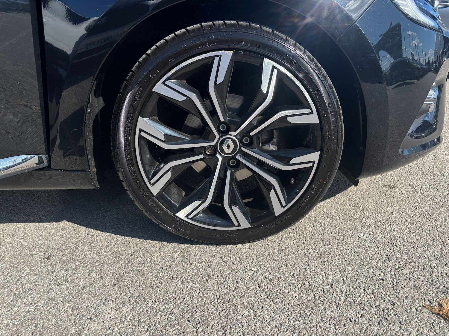 Used Renault Clio 2023 for sale - 76886119: Photo 28