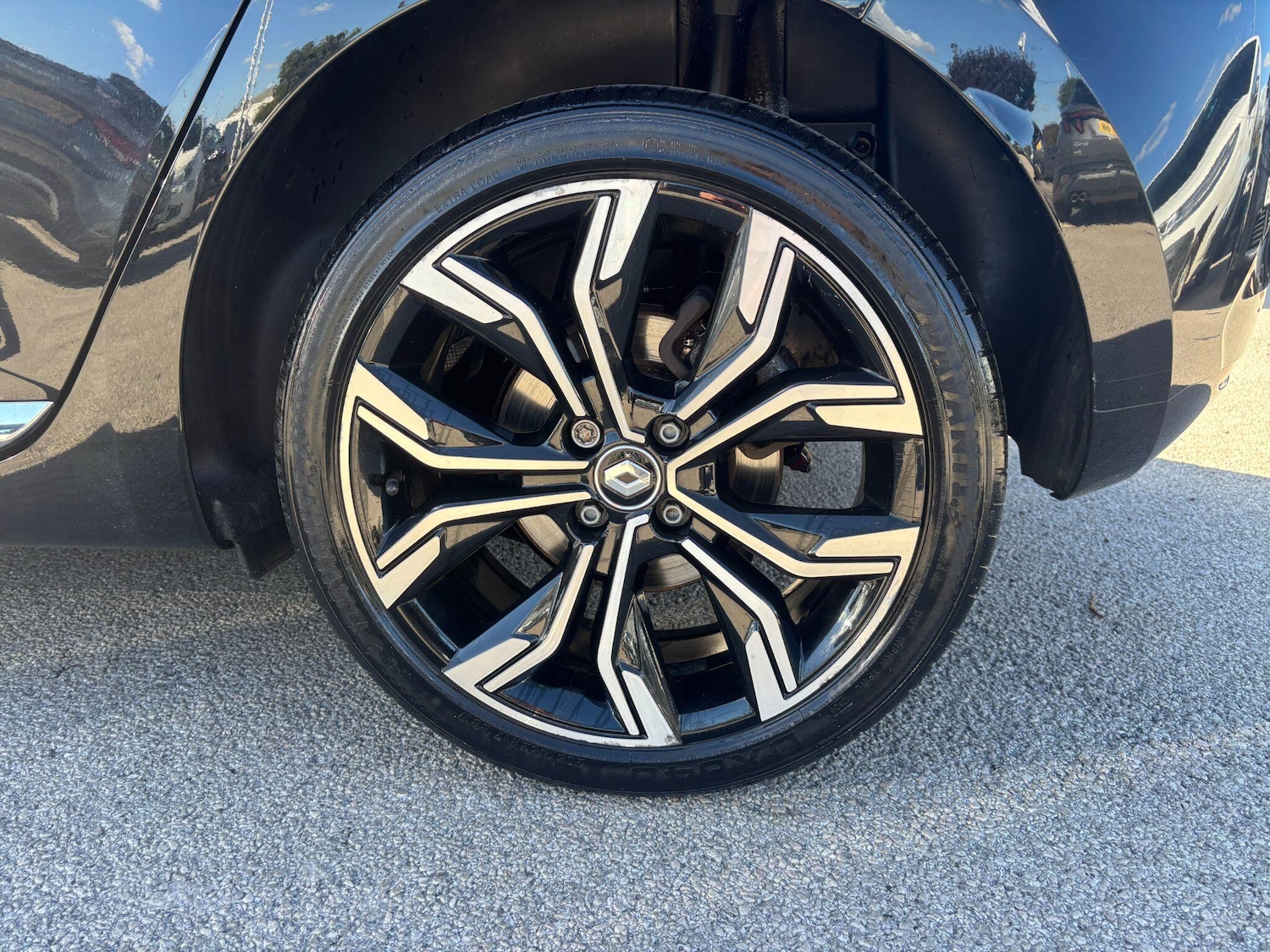 Used Renault Clio 2023 for sale - 76886119: Photo 30