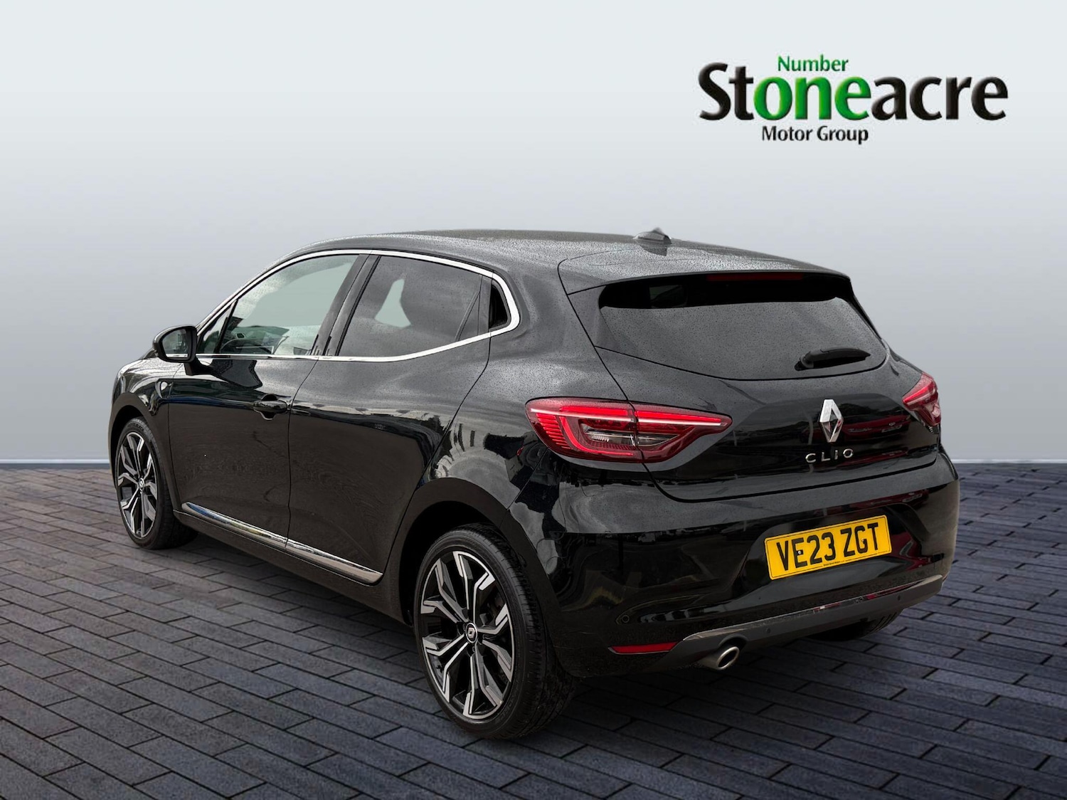Used Renault Clio 2023 for sale - 76886119: Photo 4