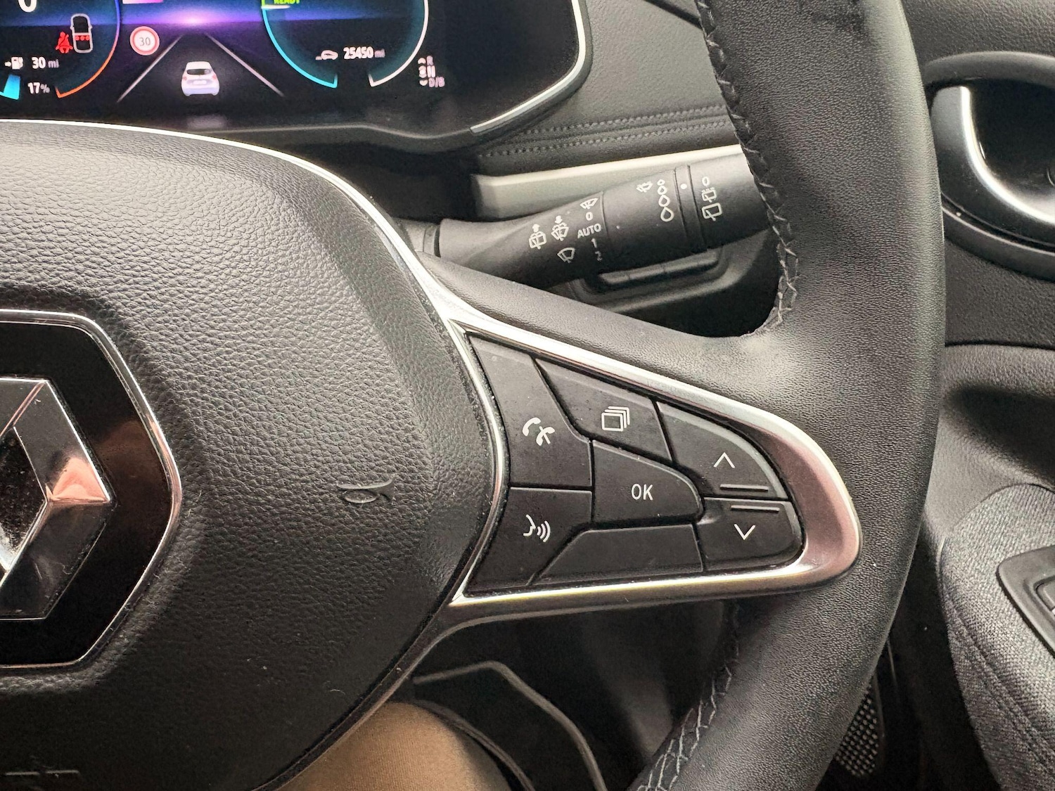 Used Renault Zoe for sale - 77132069: Photo 27