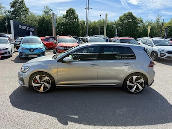 Used Volkswagen Golf 2019 for sale - 78684870: Photo