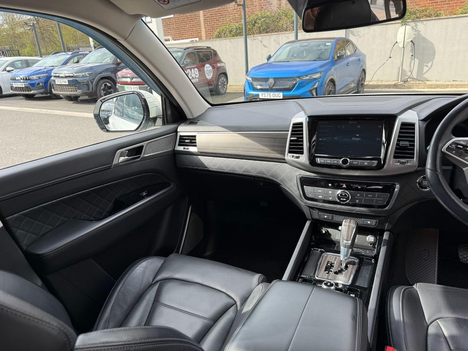 Used Ssangyong Rexton 2019 for sale - 78147925: Photo 11