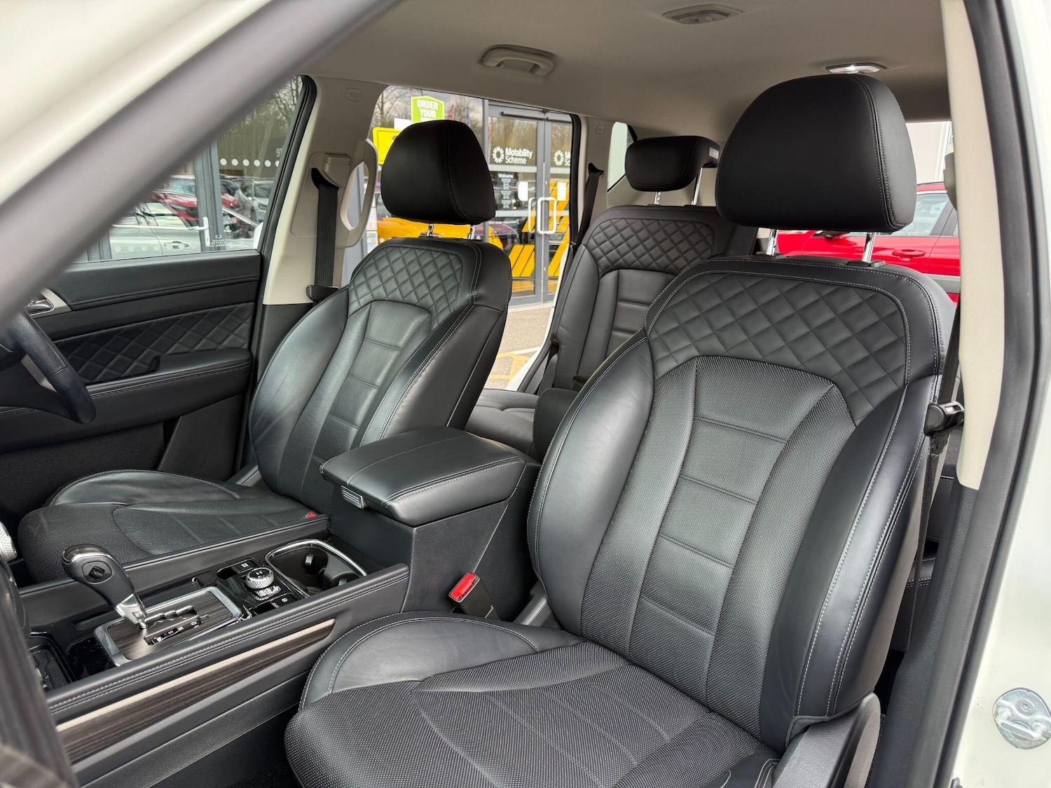 Used Ssangyong Rexton 2019 for sale - 78147925: Photo 38