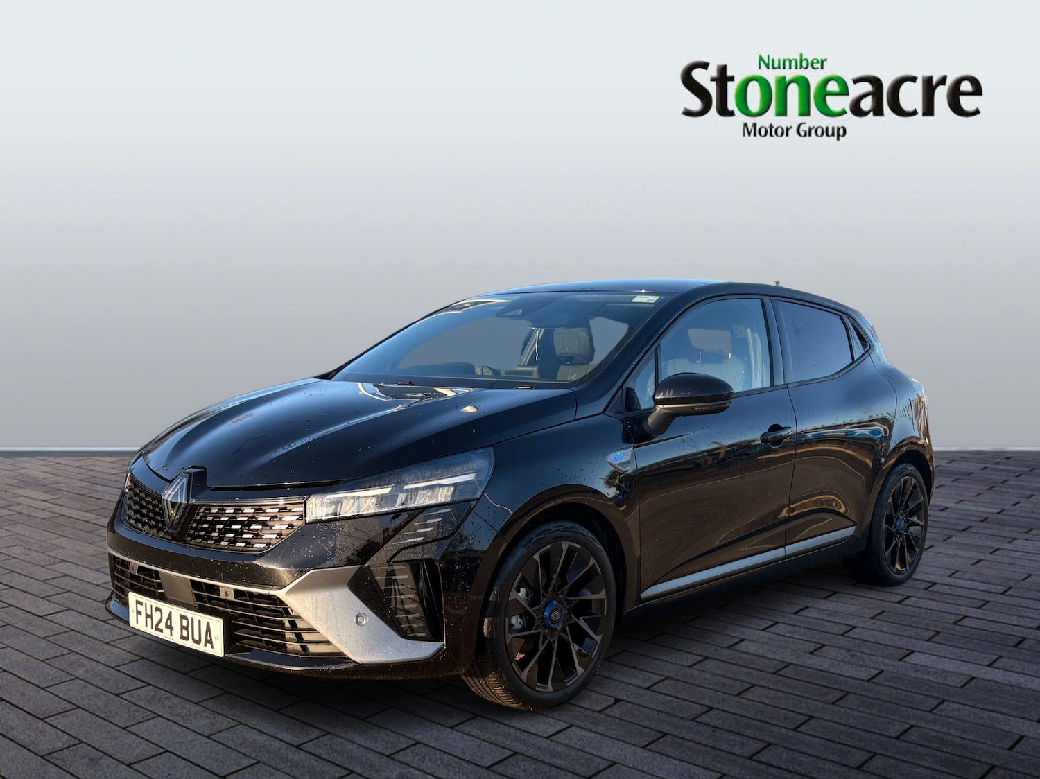 Used Renault Clio 2024 for sale - 77163490: Photo 3