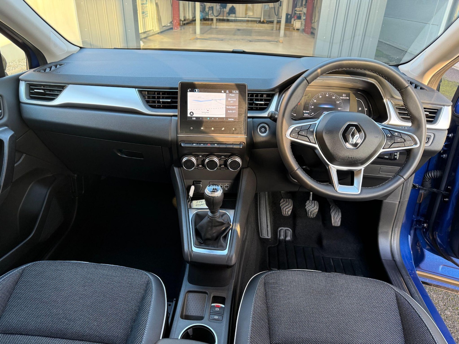 Used Renault Captur 2023 for sale - 77229686: Photo 11