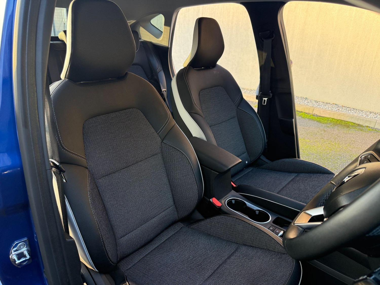 Used Renault Captur 2023 for sale - 77229686: Photo 14