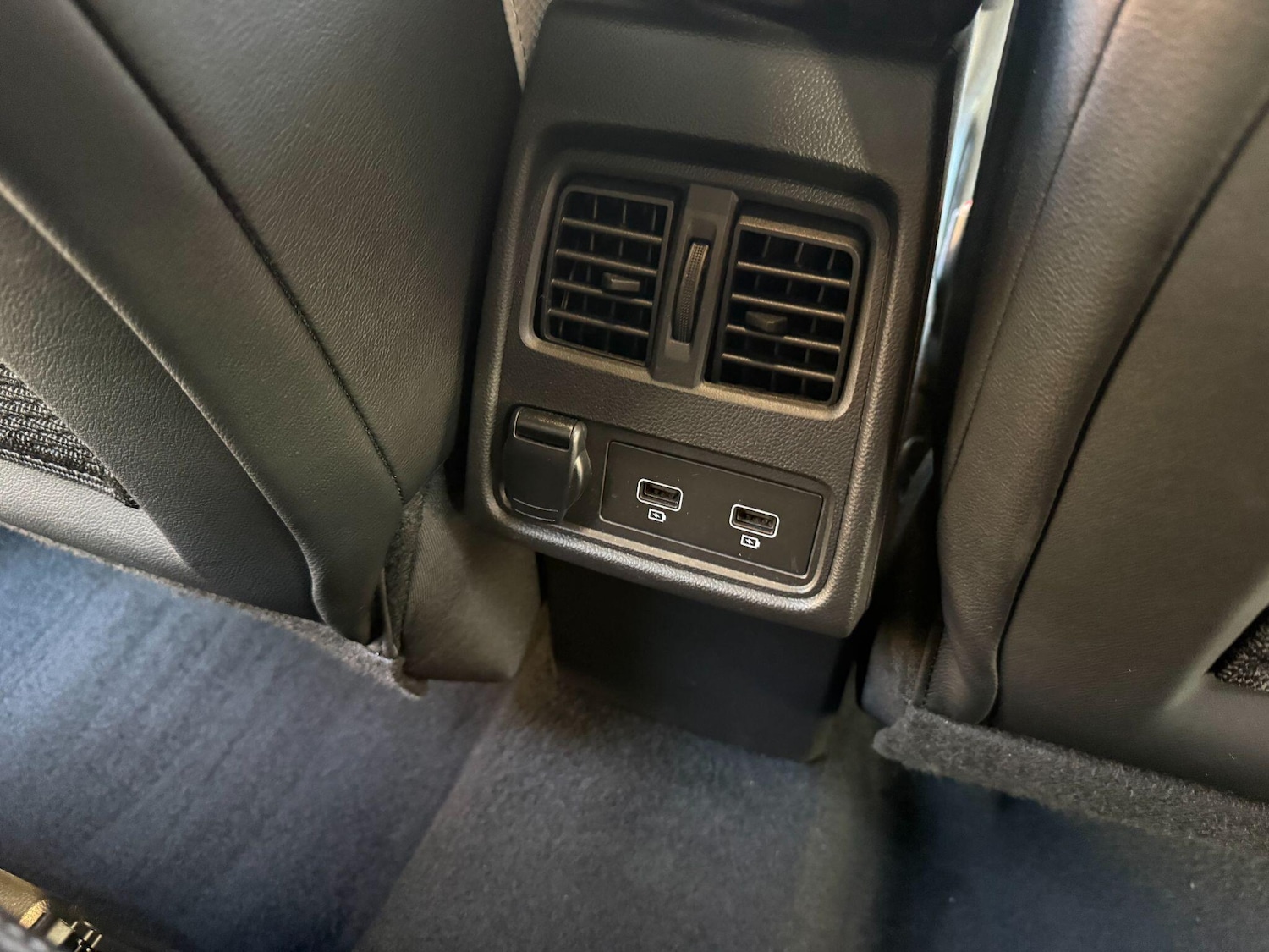 Used Renault Captur 2023 for sale - 77229686: Photo 19