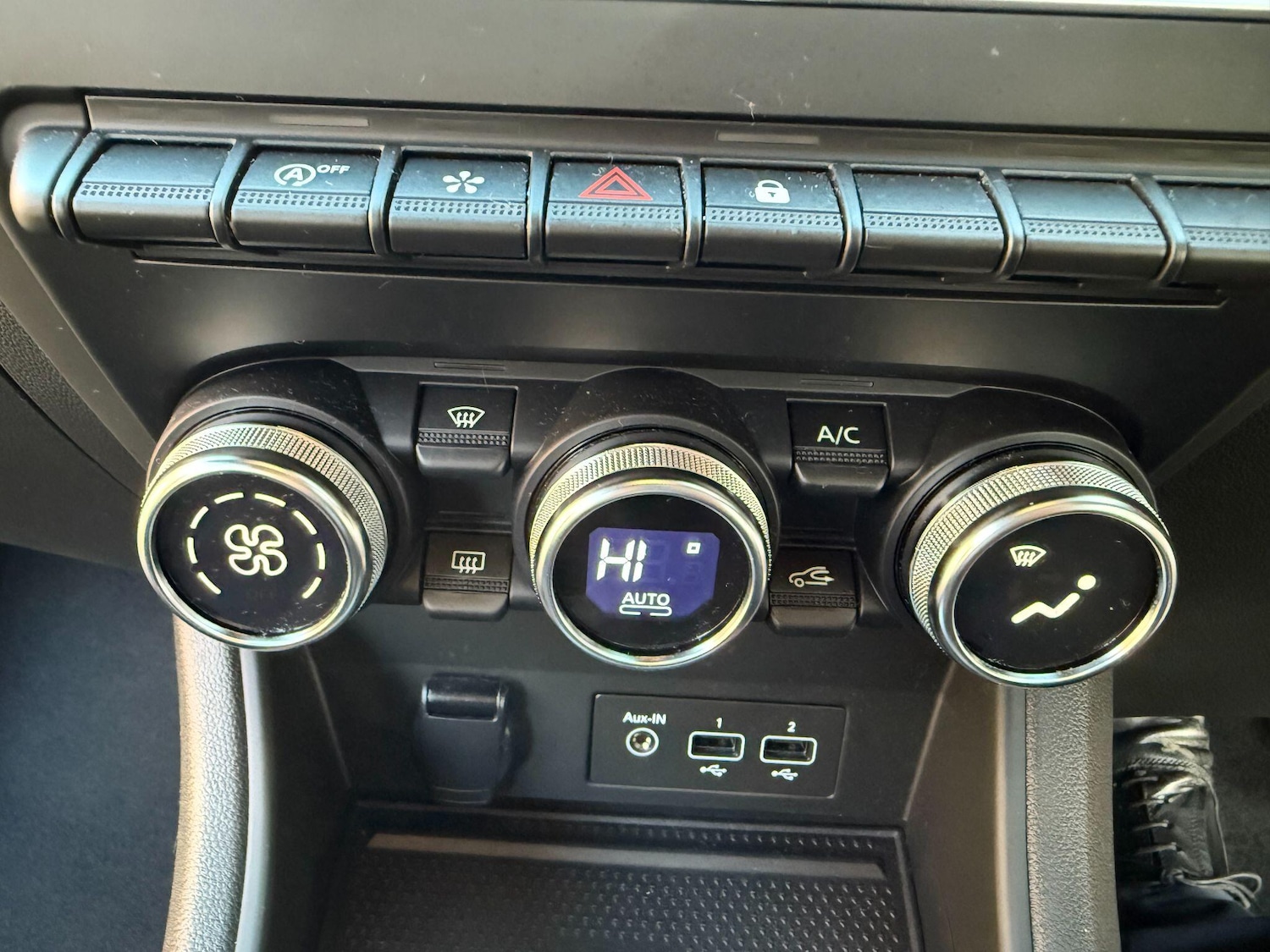 Used Renault Captur 2023 for sale - 77229686: Photo 22