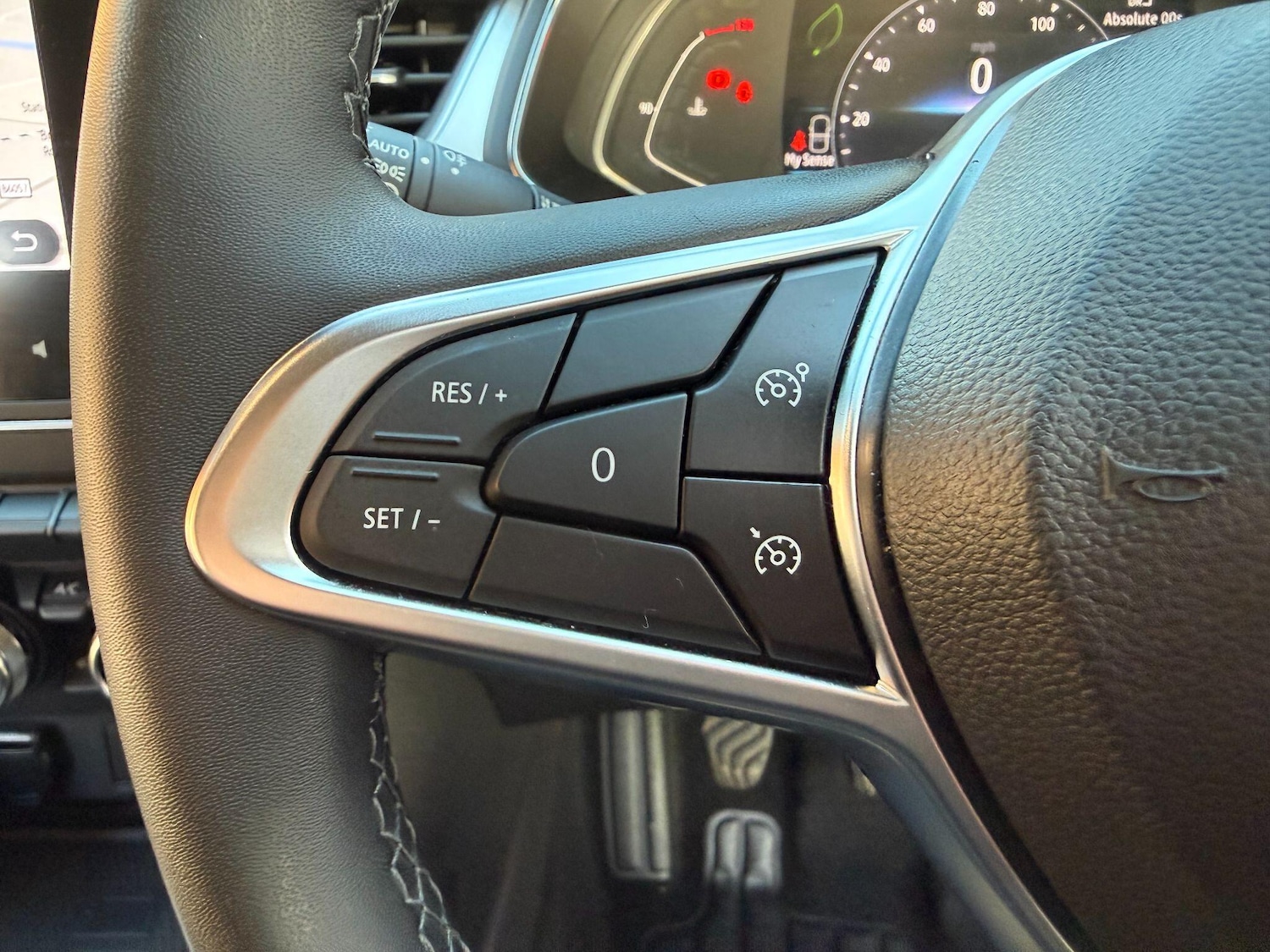 Used Renault Captur 2023 for sale - 77229686: Photo 24