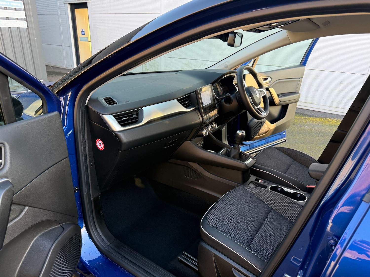 Used Renault Captur 2023 for sale - 77229686: Photo 37